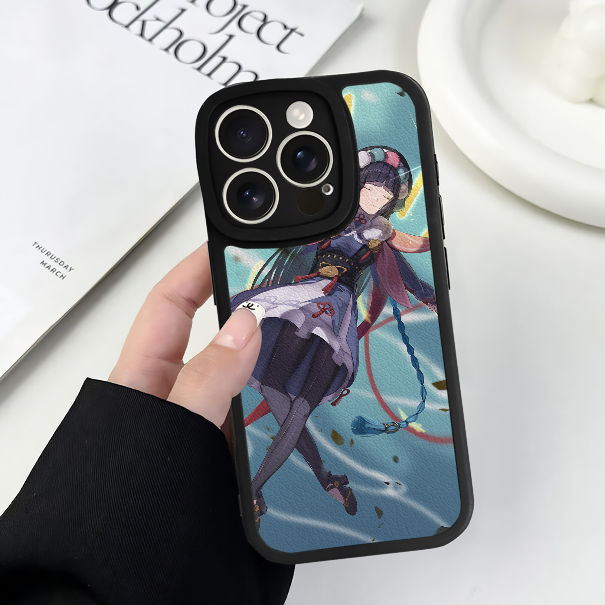 げんし神 genshin 【iPhone 16シリーズ対応】シリコンスマホケース（レザー調） 材質：シリコン